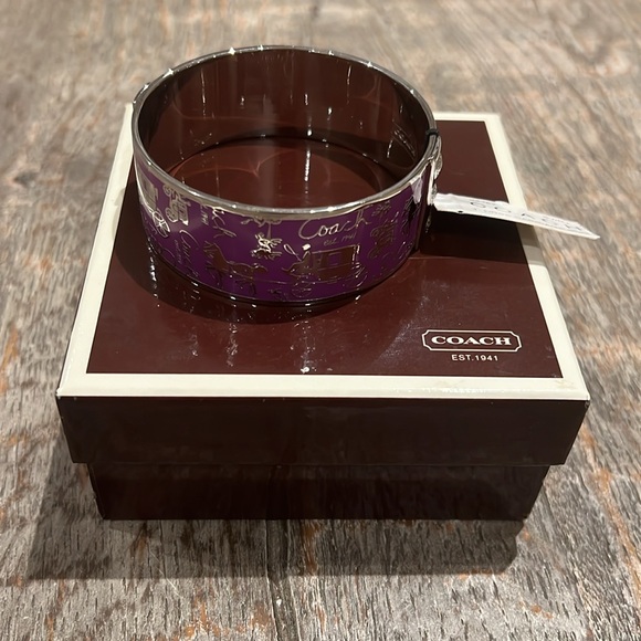 Vintage Coach Bangle - Picture 3 of 3